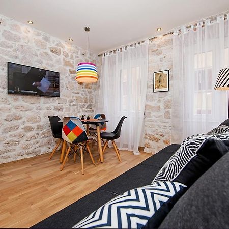 Апартаменты Carera Deluxe Ровинь Экстерьер фото